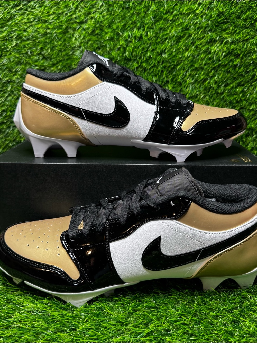 Size 13 - Mens Jordan 1 Low TD Football Cleats Patent Gold Toe - FJ6245-701